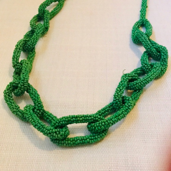 Long green chain necklace - Picture 2 of 2